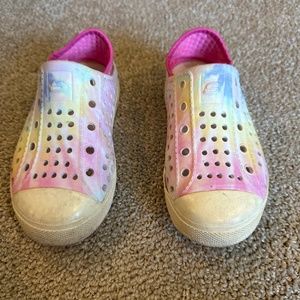 Kids slip on shoes